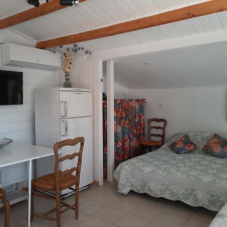 Chalet Au Pied Du Mont Ventoux Mormoiron Buitenkant foto